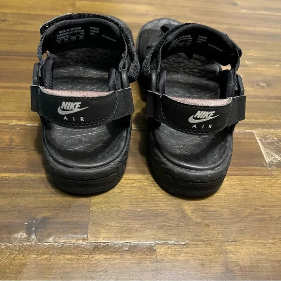 Nike ACG Air Deschutz+ Black Sandals - Picture 4 of 12